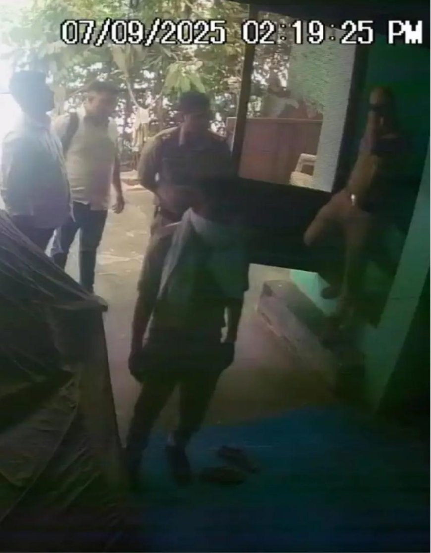 आगरा में दबिश विवाद- बिना महिला पुलिसकर्मी के घर में घुसे दारोगा, अभद्रता के आरोप साबित