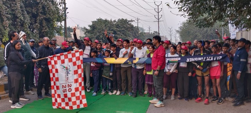 ताज हाफ मैराथन की प्रोमो रेसः नौ साल के चैतन्य से लेकर 84 साल के रतन सिंह ने लगाई दौड़