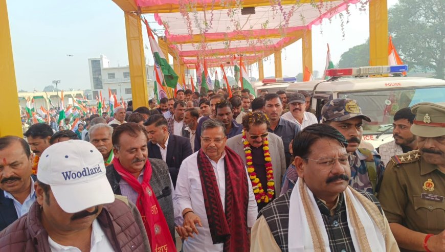 सरदार पटेल जयंती पर खंदौली से सैमरा तक गूंजी  एकता की आवाज़, 7 किमी लंबी भव्य यात्रा में उमड़ा जनसैलाब
