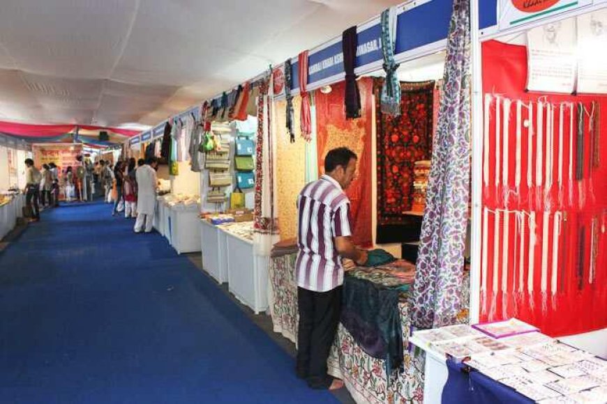 खादी महोत्सव- स्थानीय उद्यमिता, परंपरागत कला और स्वदेशी उद्योगों को नई उड़ान देने को तैयार लखनऊ