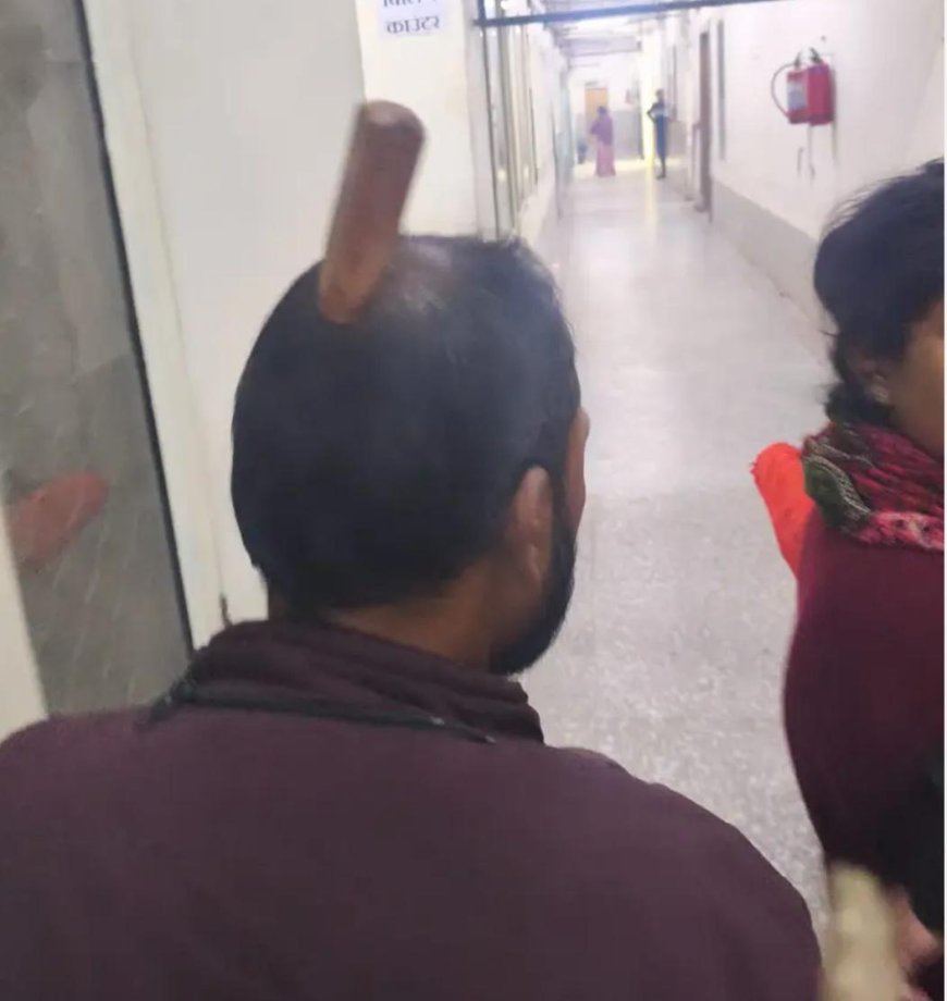 आगरा में जानलेवा हमला, बाइक सवारों ने चलती स्कूटी पर बरसाई सुम्मी, सिर में धंसी लोहे की नुकीली रॉड