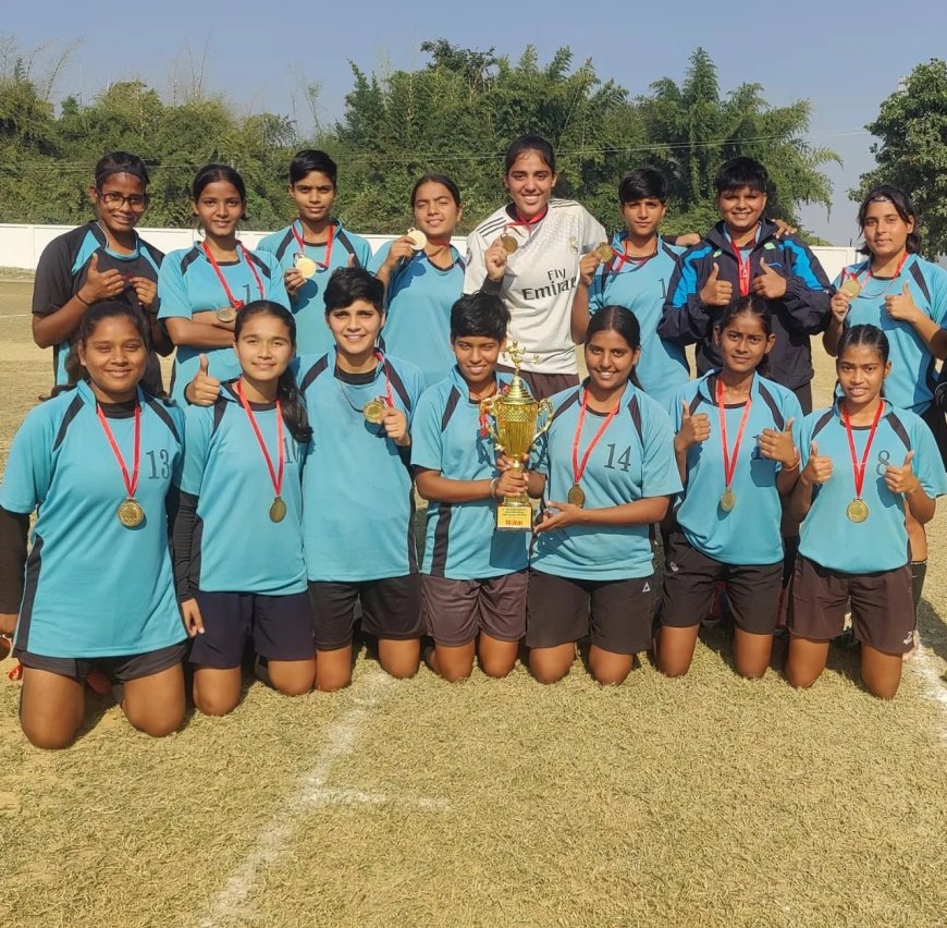 आगरा की शेरनियों का कमाल: राज्य सीनियर फुटबॉल चैंपियन बनीं, वाराणसी को 1–0 से मात