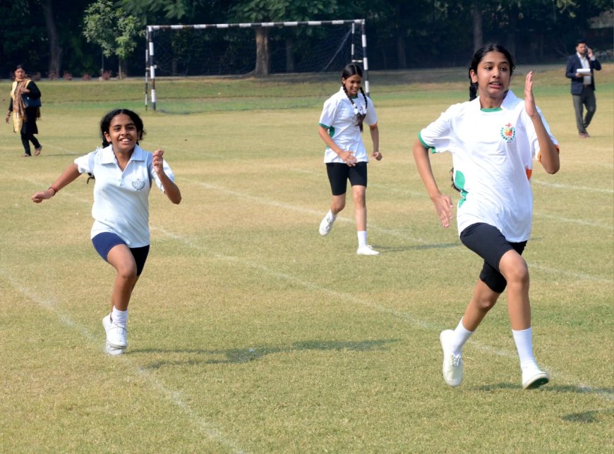 सेक्रेड मदर जूनियर स्कूल की ‘वॉल्वेरिन्स 3.0’ स्पोर्ट्स मीट में बच्चों का जोश चरम पर, मेडल जीतकर खिले नन्हें चेहरे