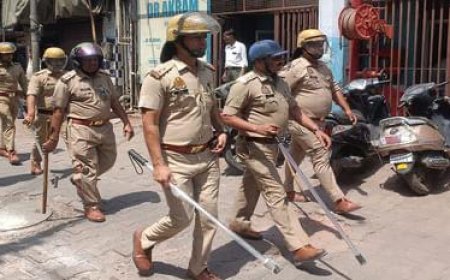6 दिसंबर को लेकर आगरा में कड़ी सुरक्षा, शहर छह जोन व 18 सेक्टर में विभाजित, किसी भी प्रदर्शन की अनुमति नहीं