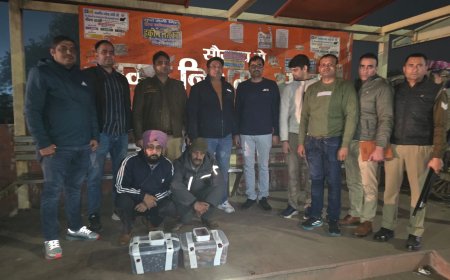 गाड़ी की बॉडी में छिपाई 10 किलो चरस, ‘पुष्पा’ स्टाइल में तस्करी, एएनटीएफ-थाना कमला नगर की संयुक्त कार्रवाई में दो गिरफ्तार
