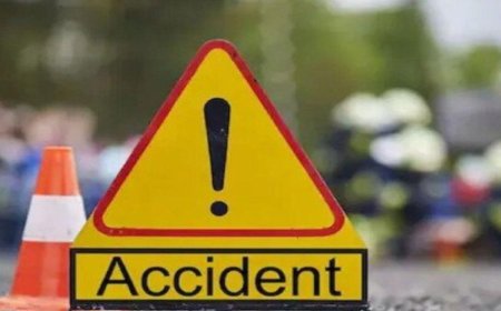 आगरा–फतेहाबाद रोड पर भीषण टक्कर, प्राइवेट बस ने ऑटो को रौंदा, दो की दर्दनाक मौत, कई गंभीर घायल