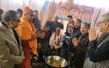 जयकारों संग भट्ठी पूजन, गोवर्धन में छप्पन भोग महोत्सव की तैयारियां शुरू