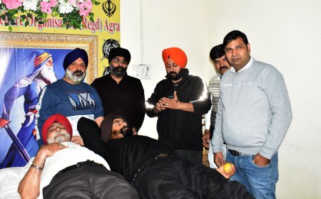 शहादत को रक्तदान से नमनः चार साहिबज़ादों की स्मृति में सौ सिख युवाओं ने किया रक्तदान
