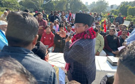 संविधान की रक्षा से आगरा के विकास तक: सपा की संकल्प सभा में लिया गया सामूहिक प्रण