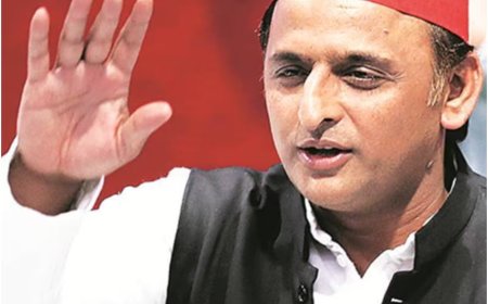 यूपी में एसआईआर के आंकड़ों पर सपा का सियासी उछाल: यह कैलकुलेटर से सत्ता का सपना या ज़मीनी हकीकत से टकराव?