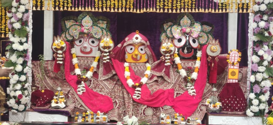 श्रीजगन्नाथ मंदिर में गूंजा गीता का संदेश: 18 अध्यायों के सामूहिक पाठ संग मनाई गीता जयंती