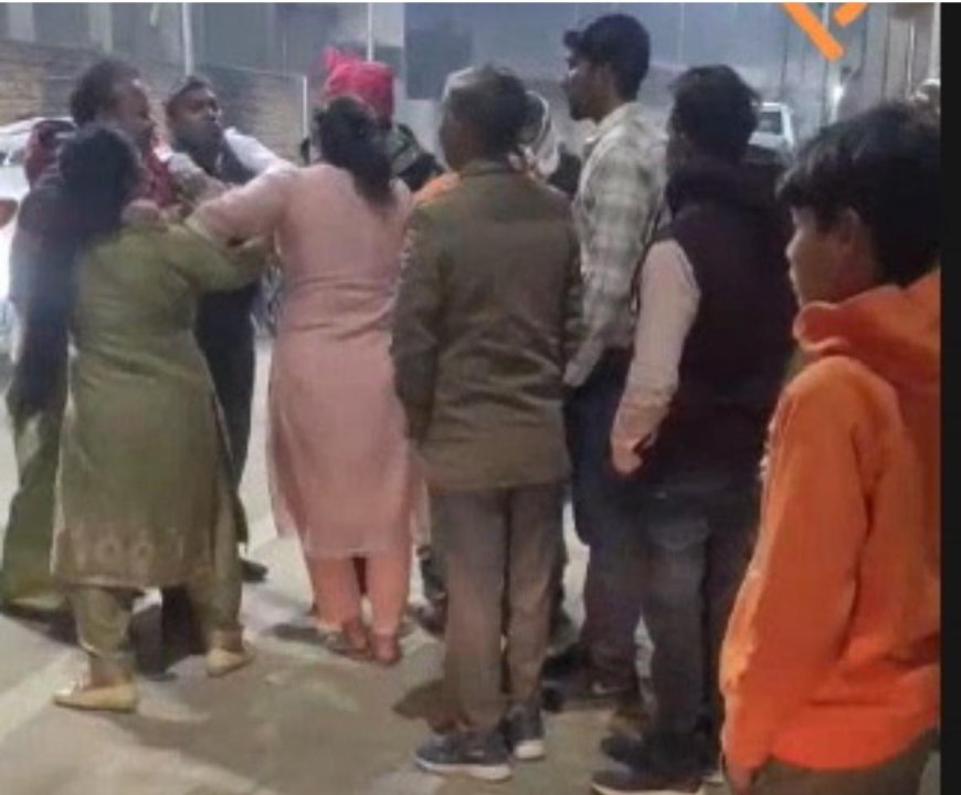 सिकंदरा में शादी समारोह बना अखाड़ा, कार टकराने पर दो पक्ष भिड़े, युवक ने लहराई रिवॉल्वर, वीडियो हुआ वायरल