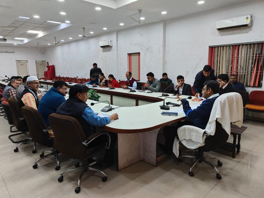 अनमैप मतदाताओं को जारी होगा नोटिस, डीएम ने दिए निर्देश, 11 दिसंबर तक उठा सकते हैं आपत्ति