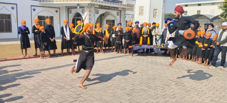 आगरा में 14 दिसंबर को निकलेगा भव्य नगर कीर्तन, गतका के अद्भुत कौशल से दमकेगा आगरा