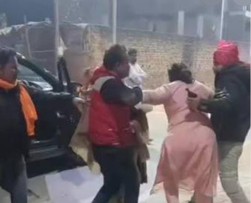 एत्मादपुर में शादी की खुशियां चीख-पुकार  में बदलीं, विदा के दौरान पथराव, महिलाओं और बच्चों समेत कई घायल