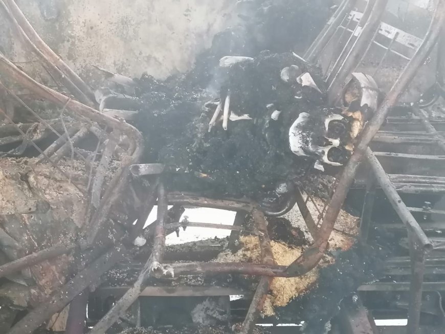 यमुना एक्सप्रेसवे के भयावह हादसे में प्रशासन ने की 10 के मरने की पुष्टि, हादसे वाली जगह पर नाले व नहर की वजह से था घना कोहरा, हथकौली समेत आसपास के गांव वाले सबसे पहले मौके पर पहुंचे