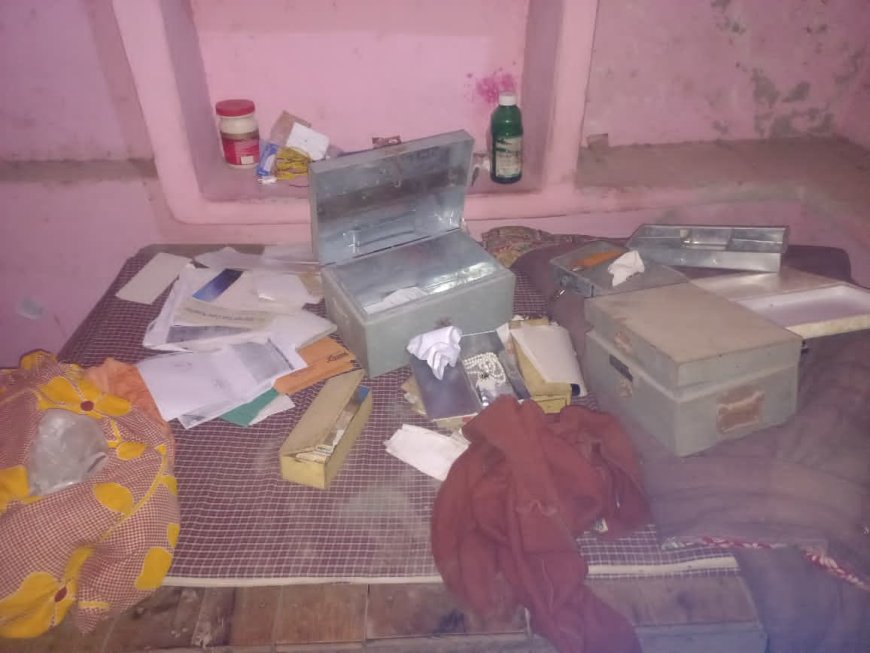 आगरा में चोरों का आतंक: घर और दुकान दोनों निशाने पर, पिनाहट में व्यापारी के घर से लाखों की चोरी, फतेहाबाद क्षेत्र में भी किया हाथ साफ