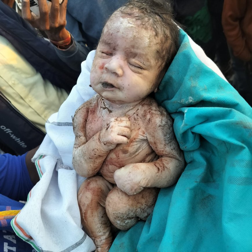 मानवता को शर्मसार कर देने वाली तस्वीर ने झकझोर दिया, कूड़े के ढेर पर मिली नवजात बच्ची