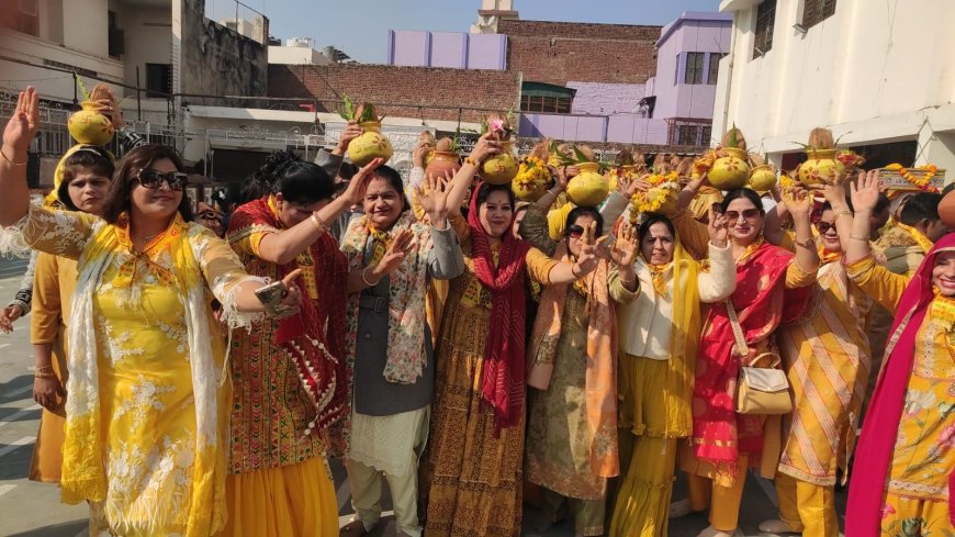 भक्ति की गूंज से गूंज उठा जयपुर हाउस, श्रीमद्भागवत कथा से पूर्व निकली कलश यात्रा, श्रद्धा से सराबोर हुआ क्षेत्र