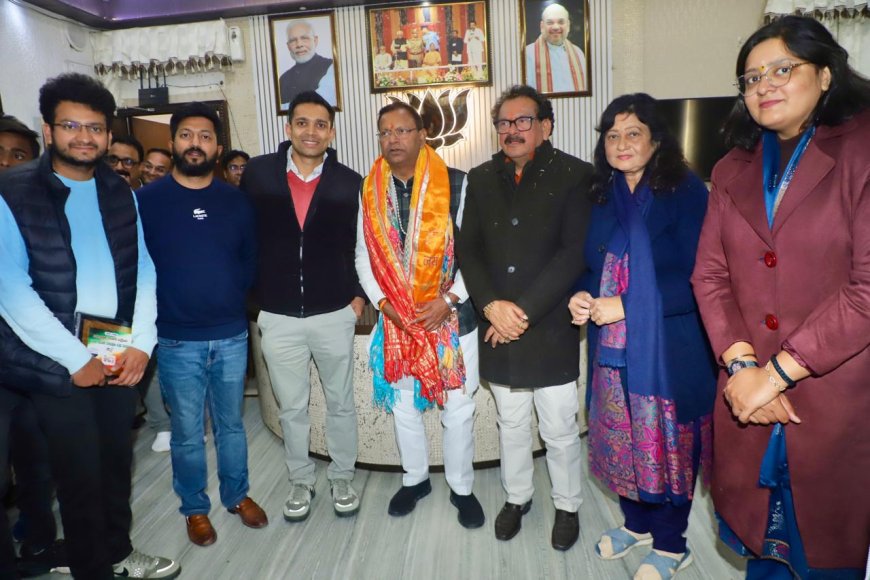 भाजपा प्रदेशाध्यक्ष पंकज चौधरी ने केंद्रीय मंत्री प्रो. एसपी सिंह बघेल के आवास पर पहुंच की शिष्टाचार भेंट