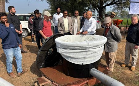 आगरा में इजरायल के राजदूत ने देखा आधुनिक कृषि का मॉडल, जैविक खेती पर जताई गहरी रुचि