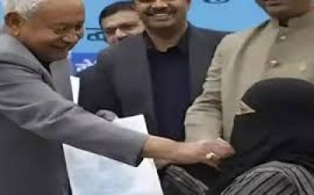 हिजाब विवाद के बाद चर्चा में आईं डाॅ. नुसरत परवीन ने ज्वाइन की ड्यूटी