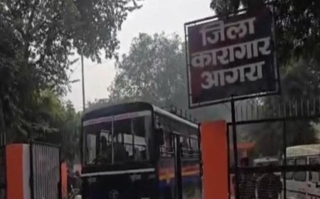 आगरा में अवैध रूप से रह रहे 38 बांग्लादेशी नागरिकों की वतन वापसी शुरू