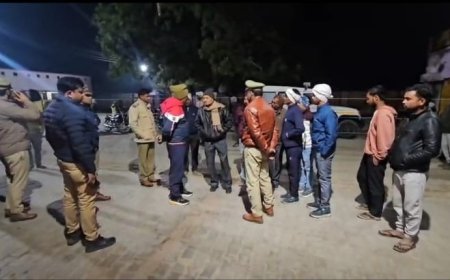 आगरा के बाह क्षेत्र में दीवार गिरने से राजमिस्त्री की मौत, वृद्ध पर हमला कर बकरियां लूट ले गये अज्ञात लोग