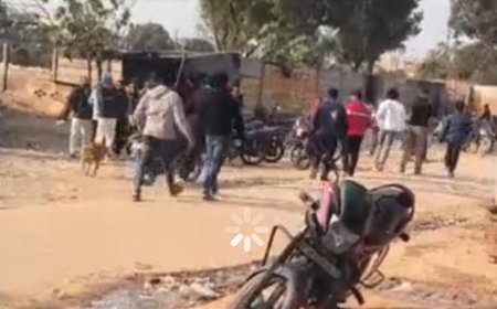 शराब के नशे में उत्पात, कुबेरपुर रेलवे स्टेशन के पास पथराव, दुकानों में तोड़फोड़