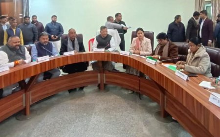 आगरा में टूरिस्ट फ्रेंडली फैसला, अब होटल-रेस्टोरेंट और खान-पान की दुकानें रात 12 बजे तक खुलेंगी