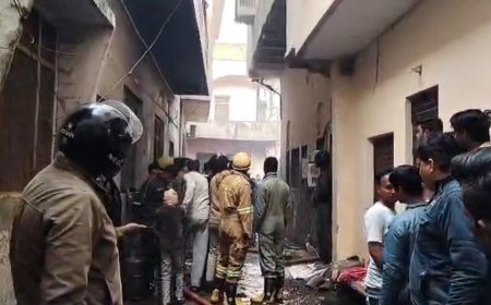 फायर ब्रिगेड की परीक्षा, प्रशासन की चूक, नाई की मंडी की आग ने खोली पोल