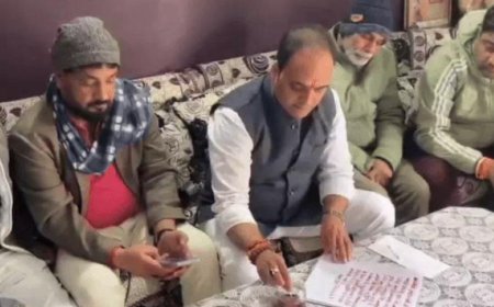यूजीसी ड्राफ्ट एक्ट 2026 के खिलाफ आगरा में भी उबाल, भाजपा नेता का खून से पीएम को पत्र