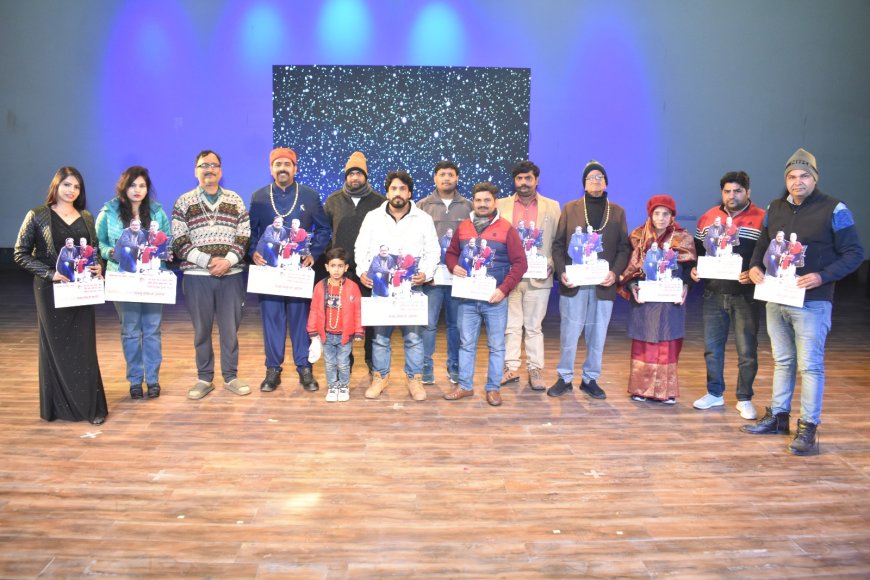 आगरा में ई-बस जागरूकता डॉक्यूमेंट्री का प्रभावशाली प्रदर्शन, सुरक्षा-सतर्कता का दिया सशक्त संदेश