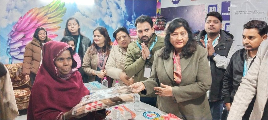 सेवा, संवेदना और स्वास्थ्य का संगम: ठंड में जरूरतमंदों को कंबल, महिलाओं को स्वच्छता का संबल