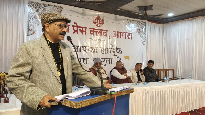 ताज प्रेस क्लब का नववर्ष कवि सम्मेलन, गूंजी वीर रस की गर्जना, श्रृंगार की कोमलता और व्यंग्य की धार