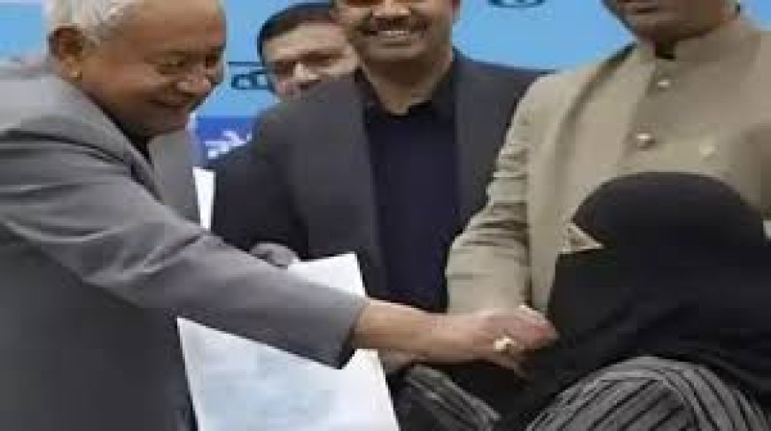 हिजाब विवाद के बाद चर्चा में आईं डाॅ. नुसरत परवीन ने ज्वाइन की ड्यूटी