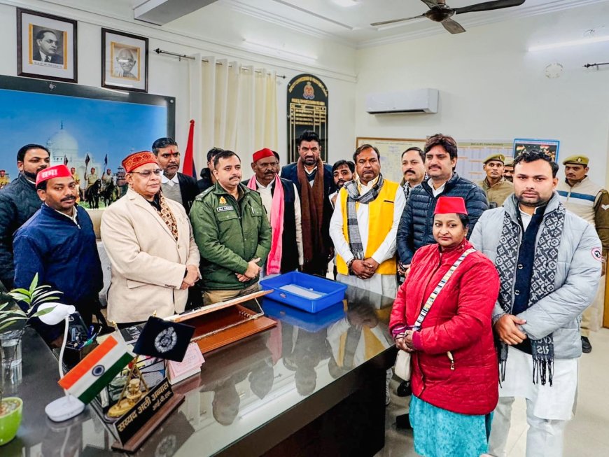 नाबालिग पर पुलिसिया बर्बरता के खिलाफ सपा का डीसीपी सिटी दफ्तर का घेराव, दोषियों पर एफआईआर की मांग