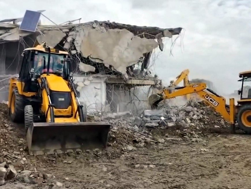 बुलडोज़र एक्शनः राजनीति या जवाबदेही का संकट?