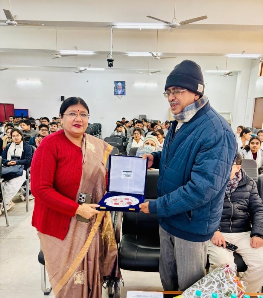 एआई-रसायन विज्ञान के समन्वय में राष्ट्र समाधान का सूत्र: दयालबाग में गूंजा नवाचार का संकल्प