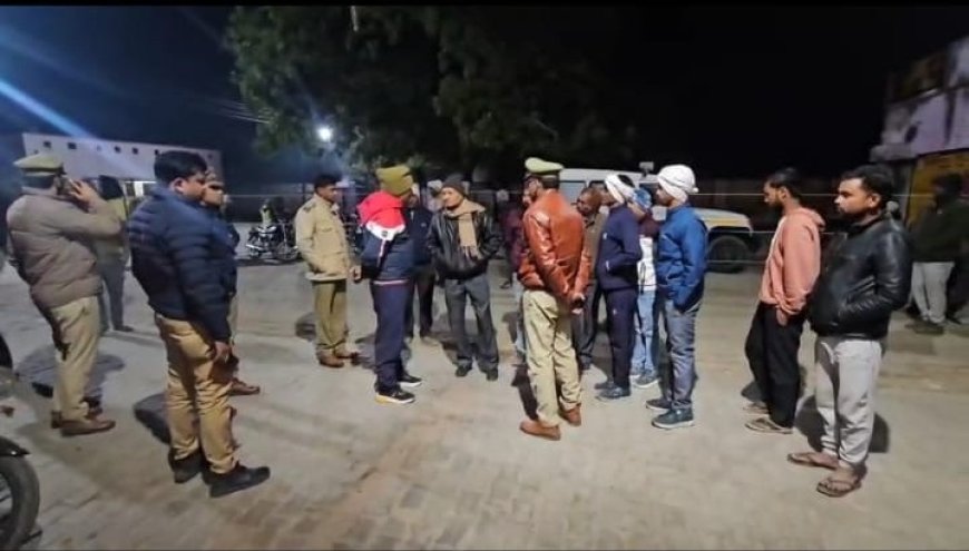 आगरा के बाह क्षेत्र में दीवार गिरने से राजमिस्त्री की मौत, वृद्ध पर हमला कर बकरियां लूट ले गये अज्ञात लोग