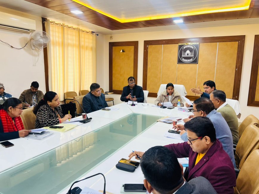 मेट्रो को सशर्त जमीन देगा नगर निगम, सूरसदन स्टेशन की आय का आधा हिस्सा मांगा, कार्यकारिणी समिति की बैठक में सीवर और सफाई पर सख्त फैसले