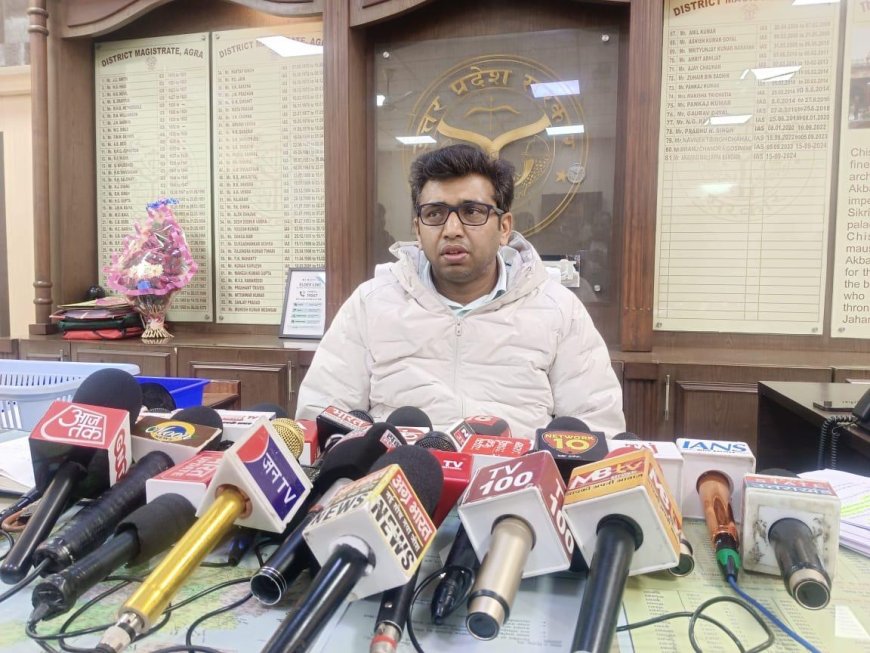 18 जनवरी को हर बूथ पर पढ़ी जाएगी वोटर लिस्ट, आगरा में विशेष पुनरीक्षण अभियान