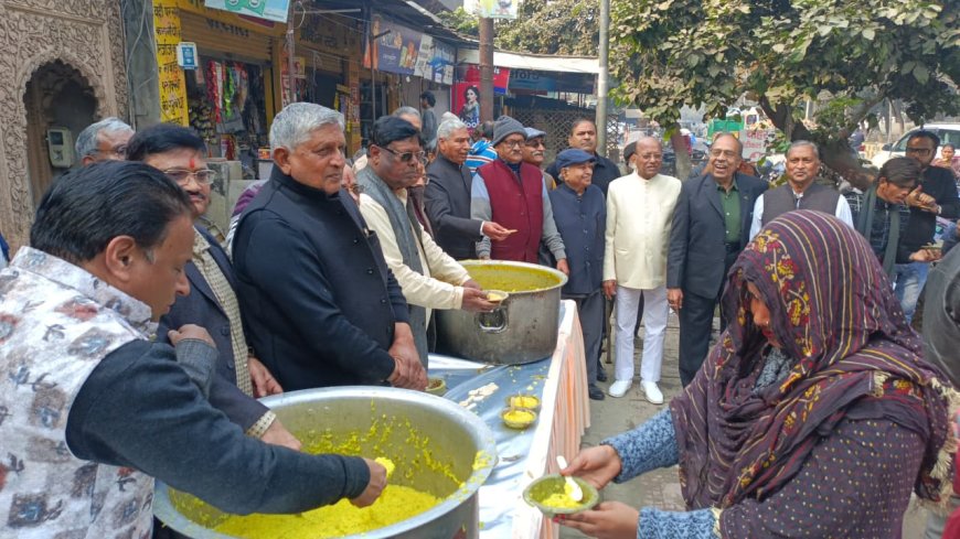 खिचड़ी–गजक के भोग संग गूंजे भजन, अग्रवाल महासभा ने श्रद्धा से मनाया संक्रांति व बसंतोत्सव