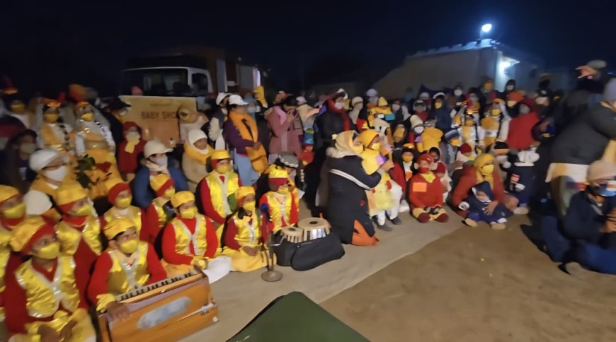 नन्हें-मुन्नों की मुस्कान में बसंतः दयालबाग के खेतों में सजे बेबी शो में दिखा प्रतिभा, संस्कार और रचनात्मकता का अद्भुत संगम