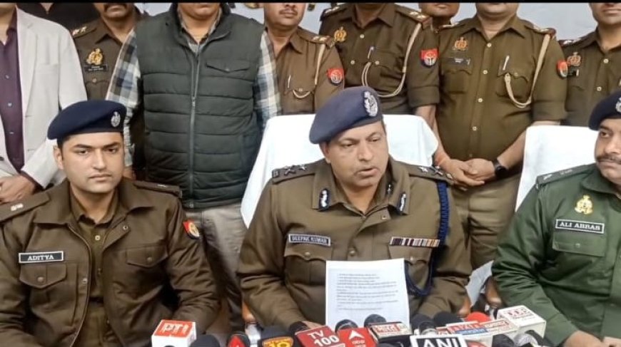 गर्लफ्रेंड संग नई जिंदगी के ख्वाब में फैक्ट्री सुपरवाइजर अनुपम ने रची थी रोजर फैक्ट्री में 7.70 करोड़ की चोरी की साजिश, भाई और उसके दोस्त को साथ ले दिया था अंजाम, पुलिस आयुक्त ने अपने अधिकारियों और पुलिसकर्मियों की पीठ थपथपाई