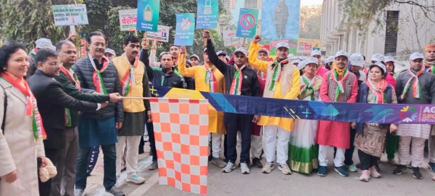 तिरंगे के साए में आगरा : 77वें गणतंत्र दिवस पर राष्ट्रभक्ति, सेवा, संस्कृति और संविधान के प्रति जन-ज्वार