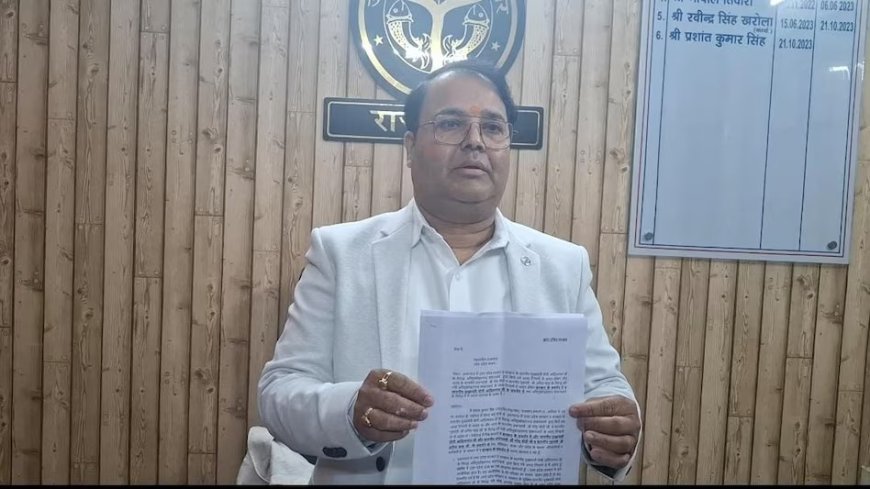 शंकराचार्य विवादः अयोध्या के जीएसटी डिप्टी कमिश्नर प्रशांत कुमार सिंह ने सीएम योगी के सम्मान में दिया इस्तीफा, बोले- मुख्यमंत्री प्रदेश के मुखिया, उनका अपमान बर्दाश्त नहीं कर सकता