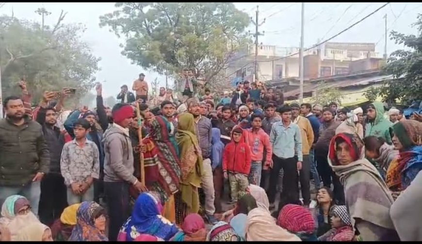 जानलेवा हमले में घायल युवक की 55 दिन बाद मौत, पुलिस पर आरोपियों से मिलीभगत का आरोप: आक्रोशित परिजनों का खेरागढ़ तहसील के सामने जाम लगाकर हंगामा, लोगों को शांत करने के लिए विधायक को जोड़ने पड़े हाथ