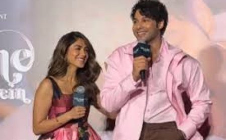 चेन्‍नई सुन शरमाई मृणाल ठाकुर, सिद्धांत चतुर्वेदी ने चिढ़ाया, फिर उड़ी धनुष संग डेटिंग की अफवाह