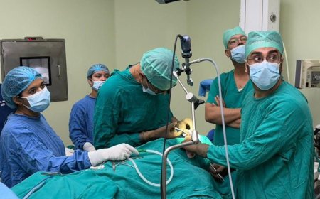 आगरा में चिकित्सा शिक्षा का नया अध्याय, एसएन मेडिकल कॉलेज में लाइव ईएनटी सर्जरी